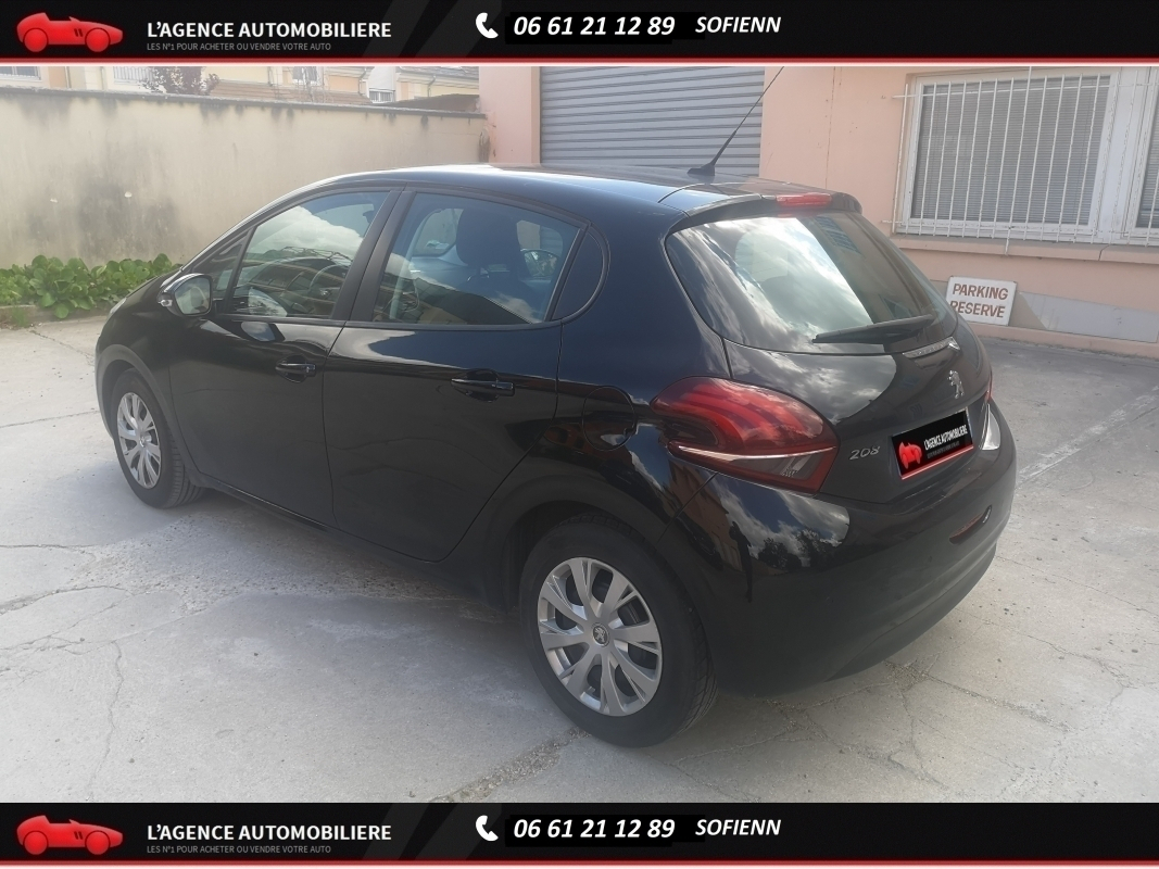 Peugeot 208 — 5